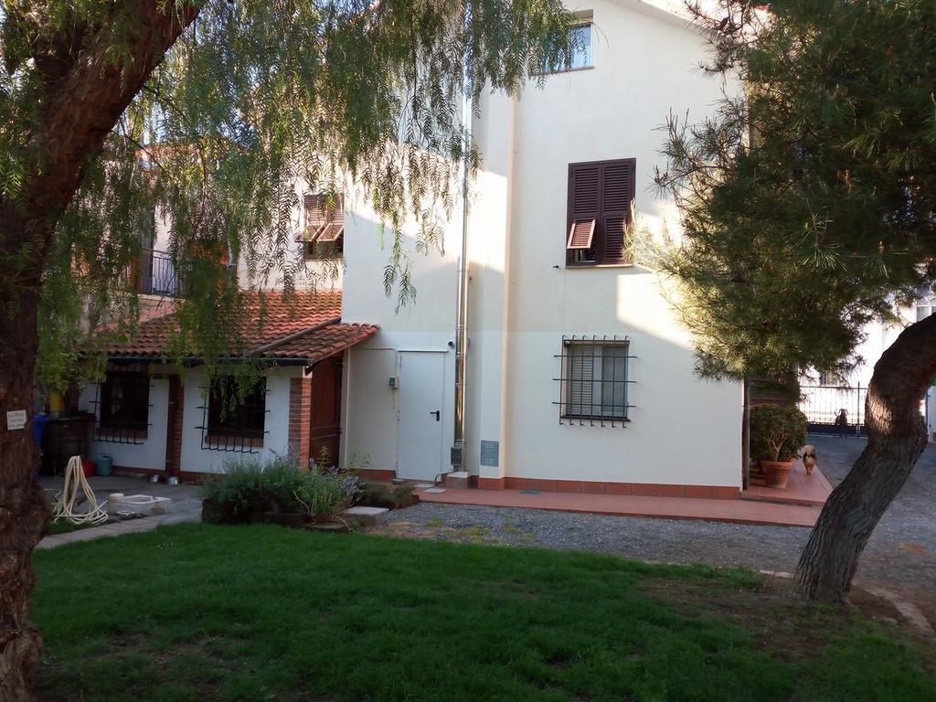 Casa Zafferano Guest House Albenga Luaran gambar
