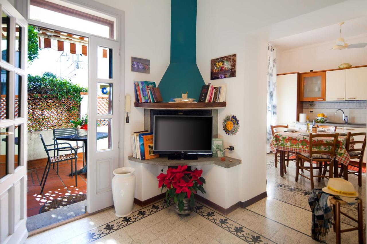 Casa Zafferano Guest House Albenga Luaran gambar