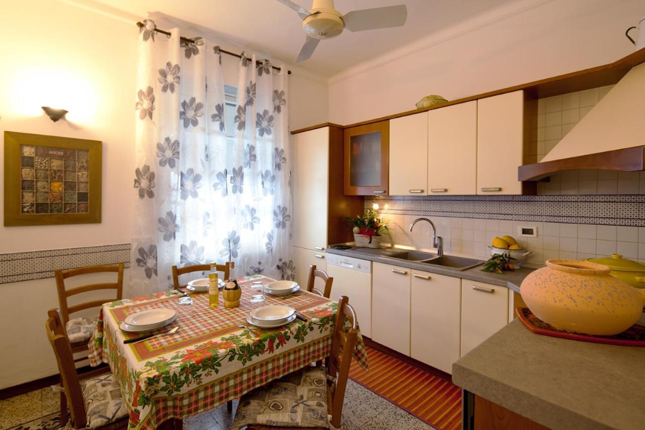 Casa Zafferano Guest House Albenga Luaran gambar