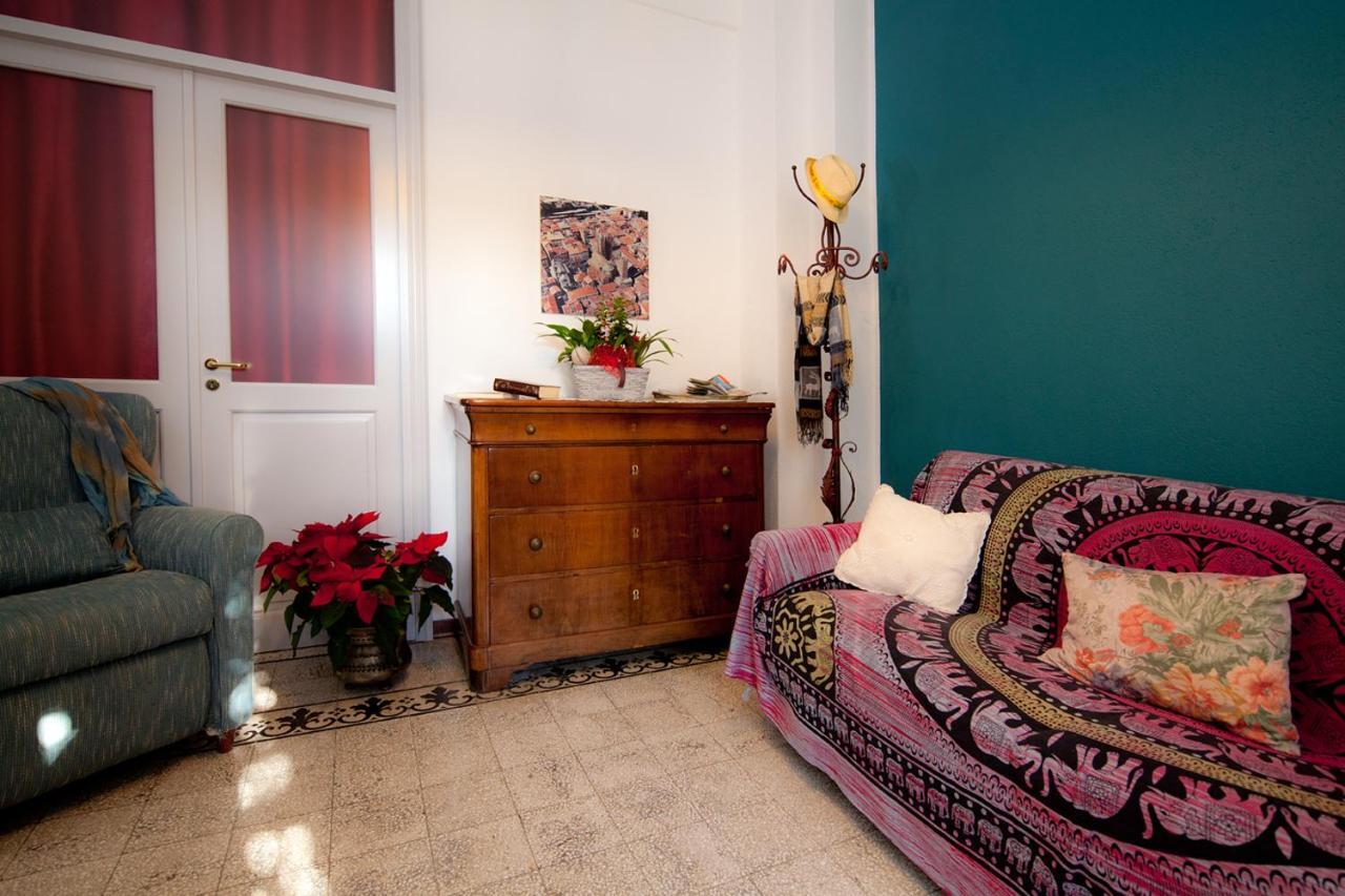 Casa Zafferano Guest House Albenga Luaran gambar